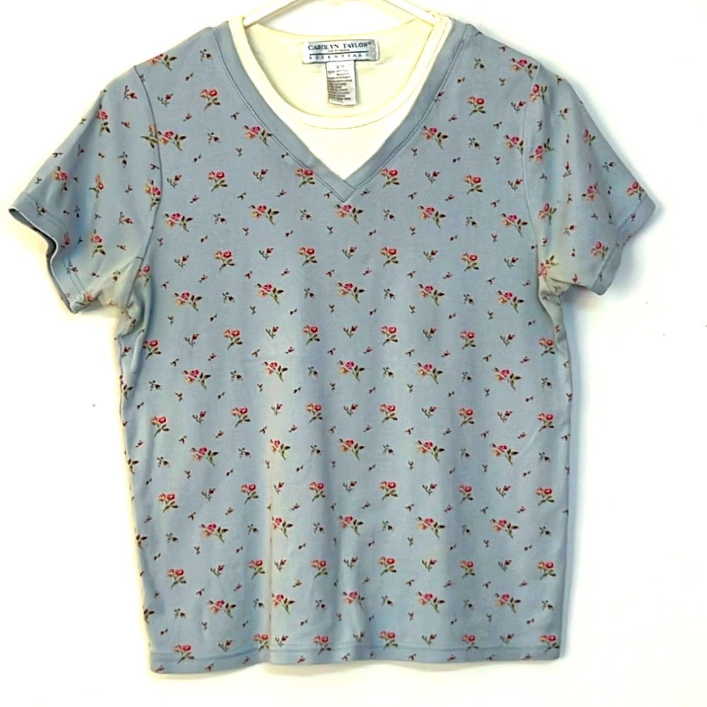 🌞 Carolyn Taylor blue floral pattern scrubs style short sleeve top women size S